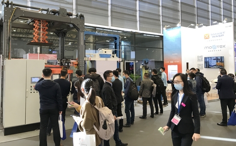 小黃蜂 | 攜T1300高速立式智能纏繞機(jī)亮相CeMAT ASIA 2020！